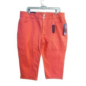 Chaps Slimming Fit  Coral Capri Pants Sz 16 NWT
